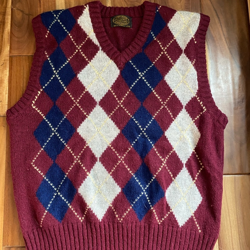 Vintage vest sweater emporium size large